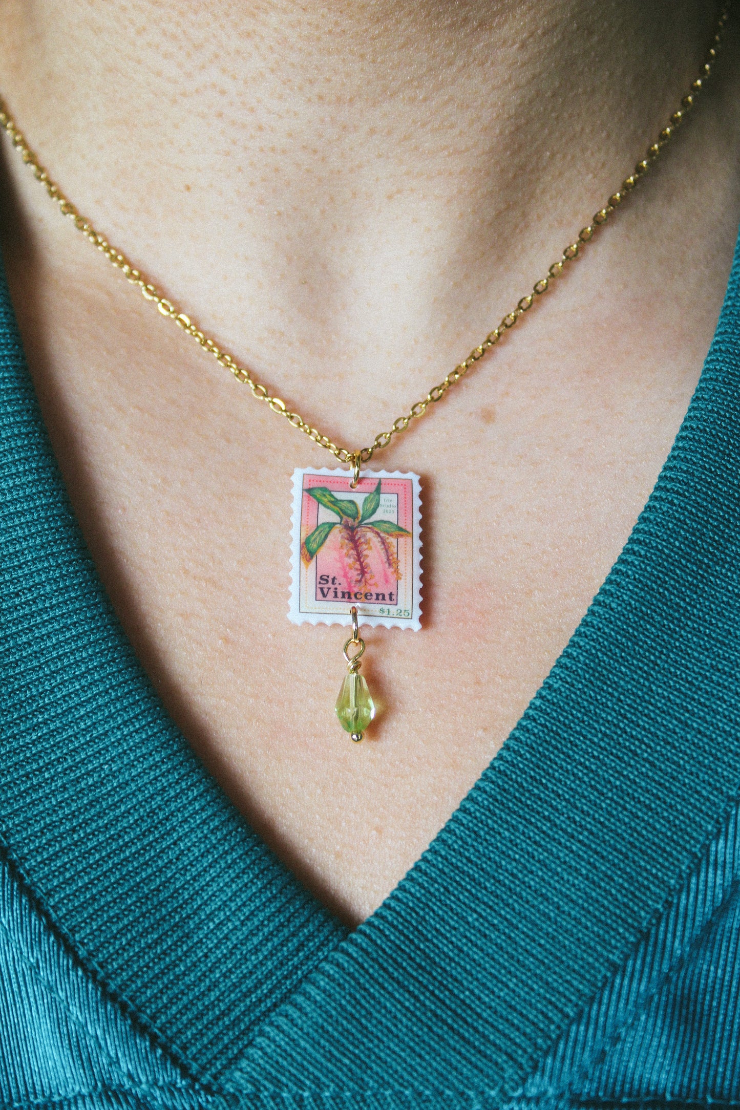 St Vincent Flower Necklace